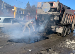 Новый асфальт появился на переулке Комиссаровский