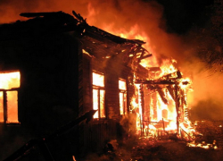 В Шахтах при пожаре сгорела неопознанная женщина