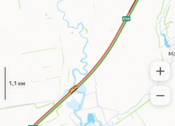 На 1013-м километре трассы М-4 "Дон" в направлении Ростова-на-Дону проводятся масштабные ремонтные работы