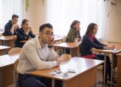 Шахтинские школьники сдали ЕГЭ по математике