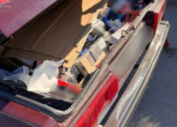 Полицейские нашли в машине жительницы Шахт более 4 тысяч пачек контрафактных сигарет 