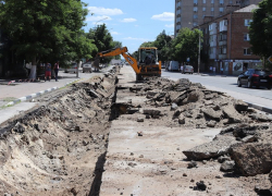 Затянувшийся водопровод: продолжается реконструкция сети по Советской в Шахтах