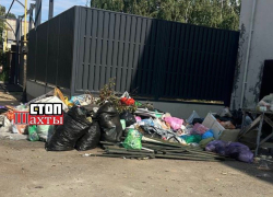 Мусорные баки, установленные недавно на улице Ленина в Шахтах, чудесным образом пропали