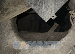 Открытый люк в центре Шахт представляет опасность 