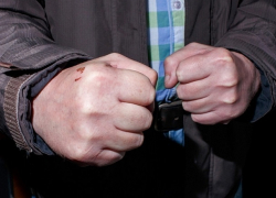 За нападение на полицейского в Шахтах осужден 31-летний мужчина
