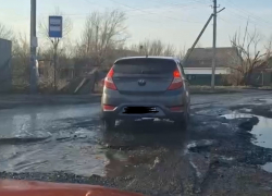 Шахтинцы тестируют свою нервную и ходовую систему, проезжая по Станционной улице