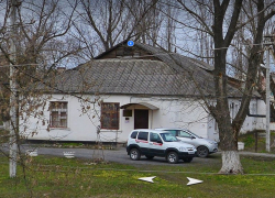 В Шахтах планируют провести капитальный ремонт поликлиники на улице Михайлова