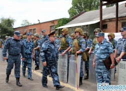 В шахтинской колонии №9 прошли учения по освобождению заложника