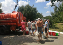 На Пролетарке и улице 50 лет ВЛКСМ  в Шахтах нет воды