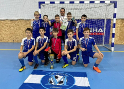 Юные шахтинские футболисты стали бронзовыми призерами