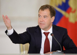 Глава правительства Дмитрий Медведев заработал за прошлый год 8,767 млн рублей