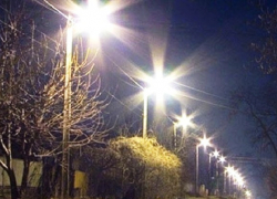 При строительстве сетей наружного освещения в Шахтах оплачивались работы, которые не проводились