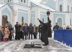 В Шахтах прошел традиционный День богатыря