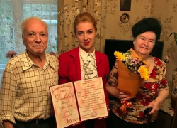 «Бриллиантовую» свадьбу, 60 лет вместе, отмечает семья Данковых из Шахт