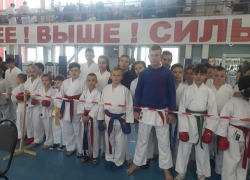 С дюжиной наград вернулись шахтинцы с кубка Южного Федерального округа по каратэ