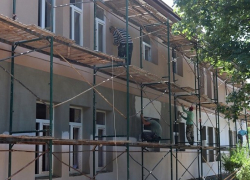 В Шахтах планируют отремонтировать еще три школы