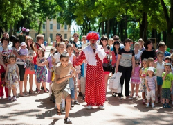 В Шахтах в «День защиты детей» откроется  детская площадка и пройдут концерты