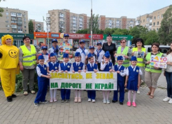 Акция «Заметный пешеход» прошла в Шахтах 