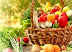 Какого цвета должны быть самые полезные осенние фрукты и овощи: диетологи раскрыли секрет хорошего иммунитета