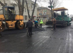 Окончание ремонта улицы Чернокозова в Шахтах перенесли еще на месяц