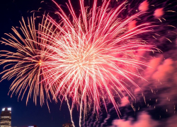 Жители Шахт проигнорировали запрет на фейерверки в новогоднюю ночь