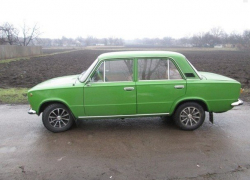 Угнали зеленую 36-летнюю «копейку» в Шахтах