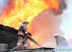 В Шахтах и Новошахтинске горели частные дома