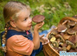 Двое шахтинцев скончались из-за отравления грибами