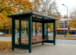 Обновят 18 остановочных павильонов в Шахтах 