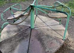 Жители возмущены состоянием дворовых территорий в Шахтах