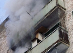 В Шахтах произошел пожар в пятиэтажке