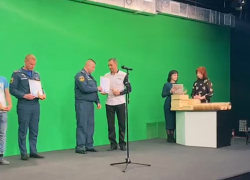 Казак, спасший женщину и ее сына, награжден «Премией добра»