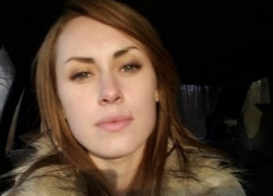  В Шахтах пропала девушка-водитель такси на автомобиле ВАЗ-2115