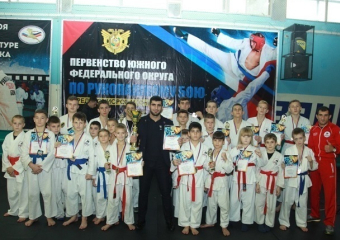 Шахтинские бойцы привезли 16 медалей с первенства ЮФО и чемпионата Ростовской области