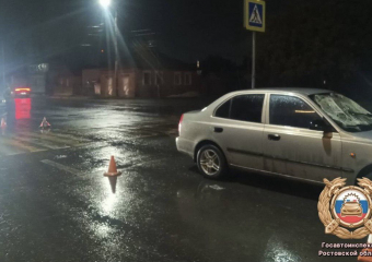 26-летний водитель сбил двух человек на пешеходном переходе в Шахтах
