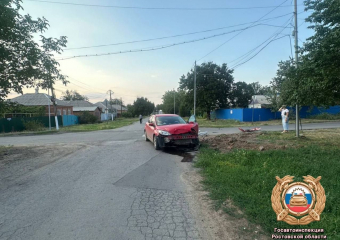 Снес машину, сбил женщину и скрылся с места ДТП неизвестный гонщик в Каменоломни