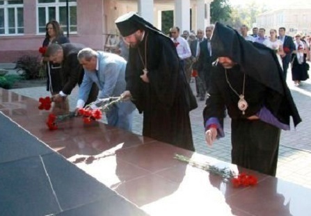 В Шахтах открыли памятник жертвам геноцида армян 1915 года