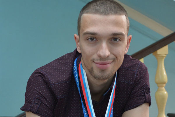Шахтинский легкоатлет завоевал 2 серебряные медали