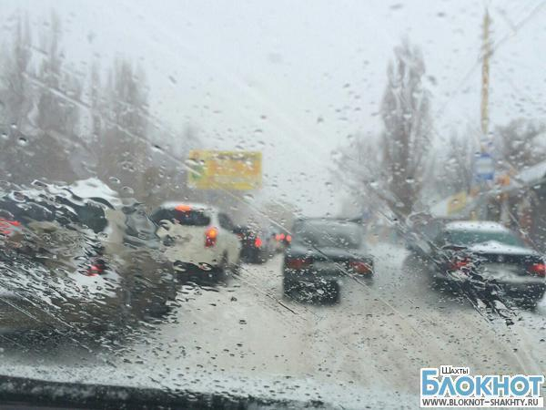 Трассы «Шахты – Усть-Донецк – Цимлянск» и «Ростов - Волгодонск» занесло снегом
