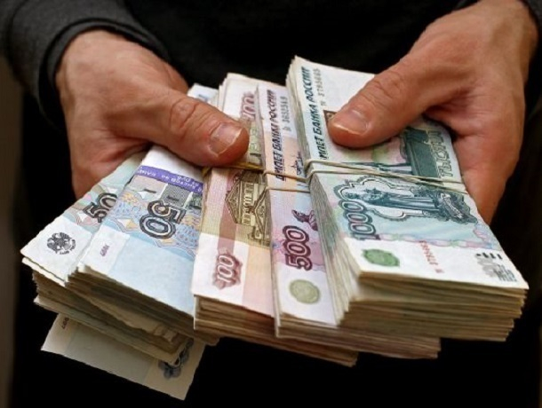 По 300 тысяч рублей получили пять лже-предпринимателей на поддержку бизнеса в Шахтах