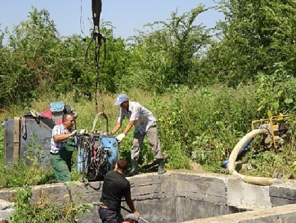 Стали известные примерные сроки окончания ремонтных работ на водоводе в Шахтах