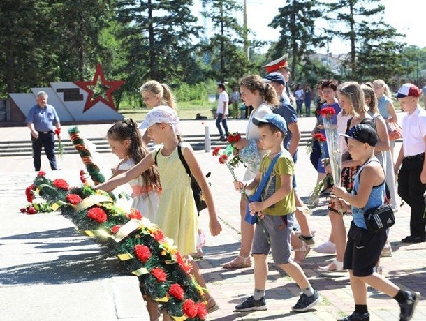 День памяти и скорби соберет шахтинцев в Александровском парке