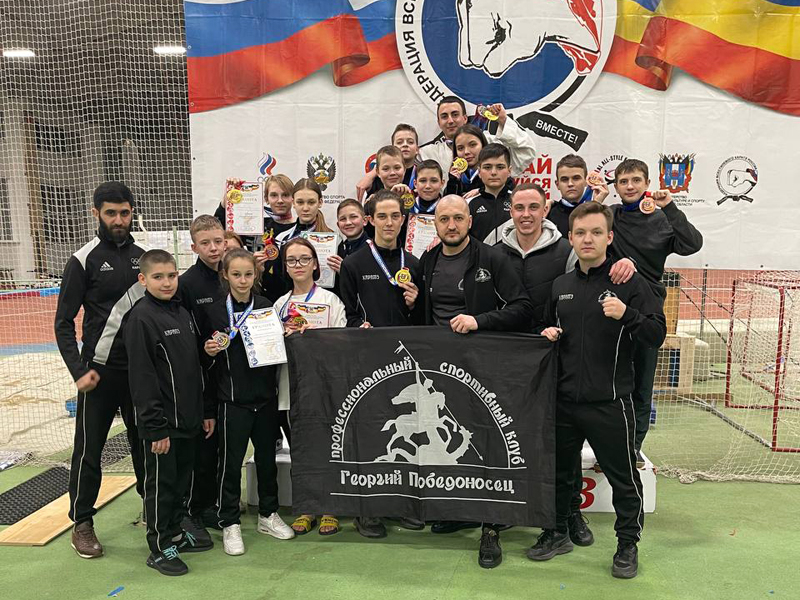 Каратисты продолжают победный сезон: 37 медалей завоевали на Чемпионате и Первенстве Ростовской области