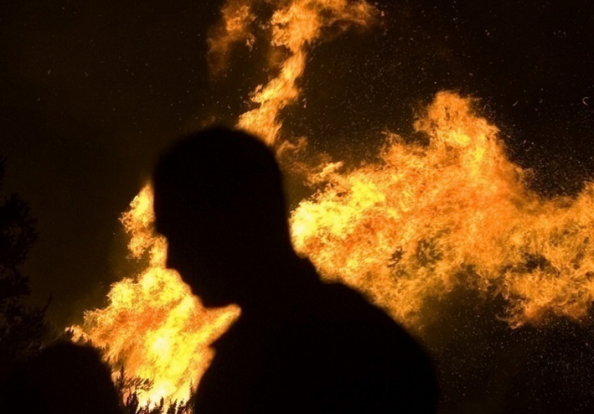 Житель Красного Сулина из мести спалил дом в Шахтах 