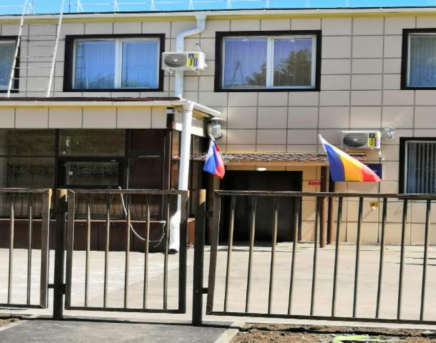 Пункты выдачи паспортов для граждан ЛНР и ДНР закрыты в Новошахтинске
