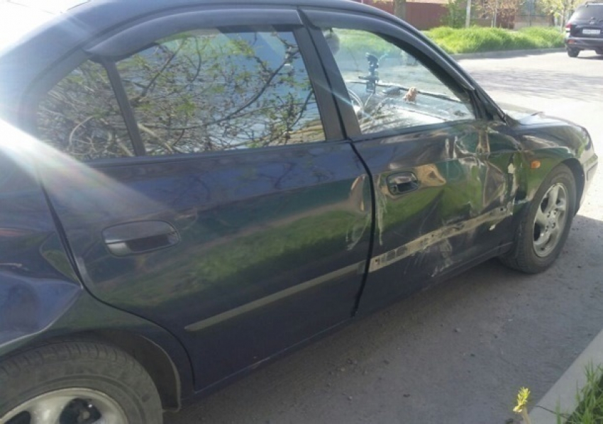 В аварии ГАЗа и «Хендая»  в Шахтах пострадала 24-летняя девушка