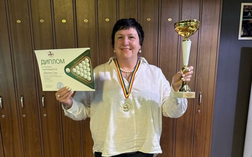 Елена Марченко заняла второе место в областном чемпионате по бильярдному спорту