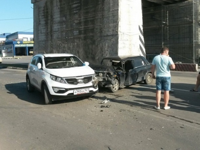 В районе Молзавода в Шахтах произошла странная авария