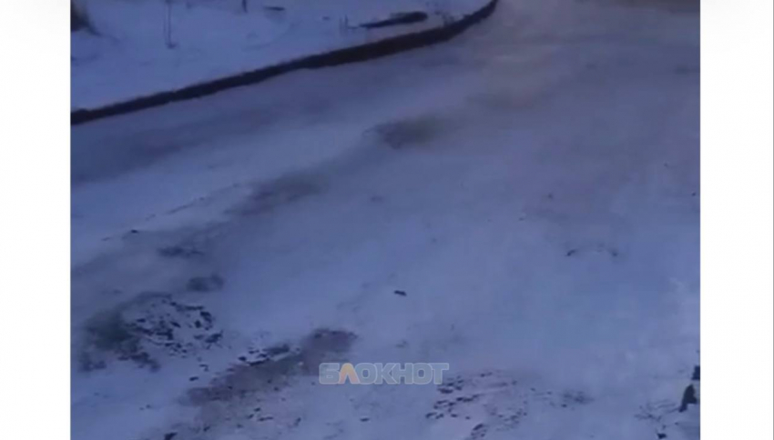 Жители улицы Рылеева в Шахтах обеспокоены состоянием дороги