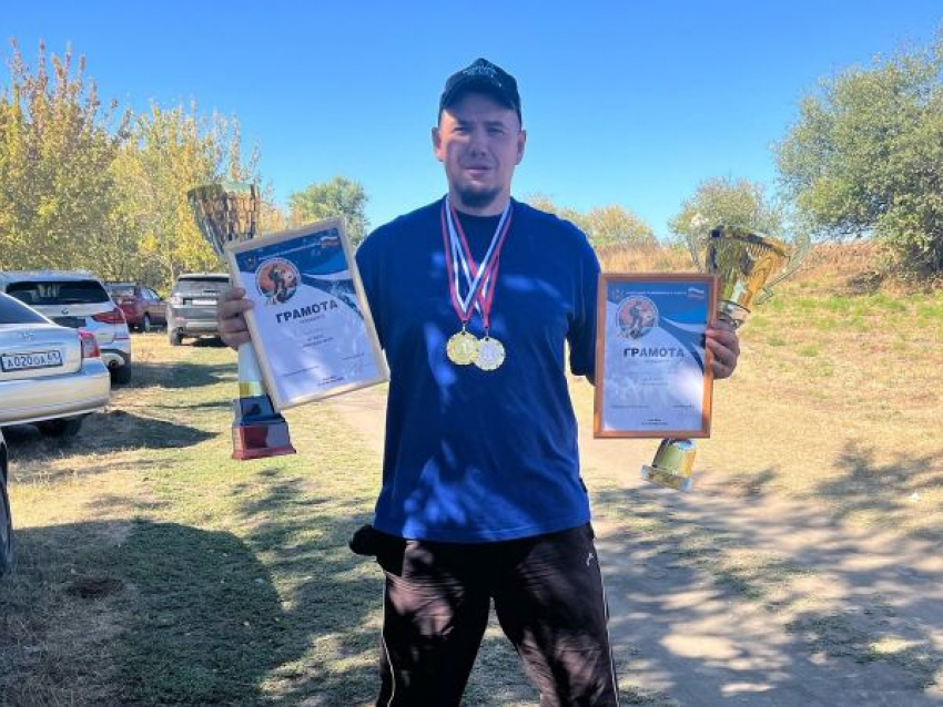 Рыбак из Шахт в составе команды занял первое место на Чемпионате  Ростовской области